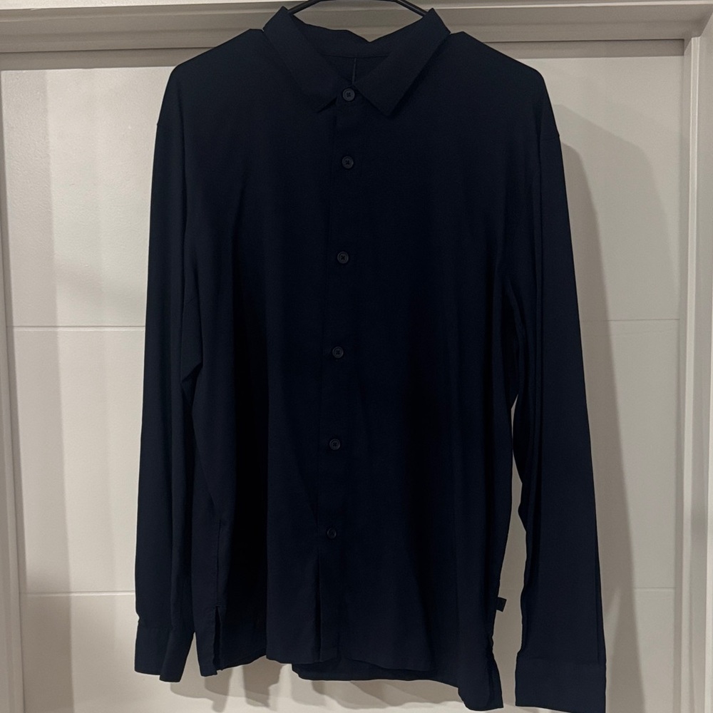 Mens Lululemon Commission Long Sleeve Button Down